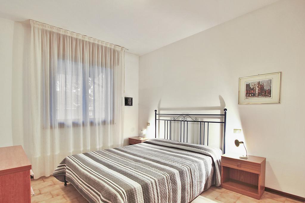 Villa Renata لينانو سابيادورو الغرفة الصورة